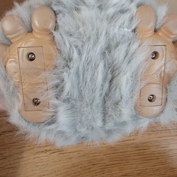 Sleepy Furby 2005 - Picture 3 of 6